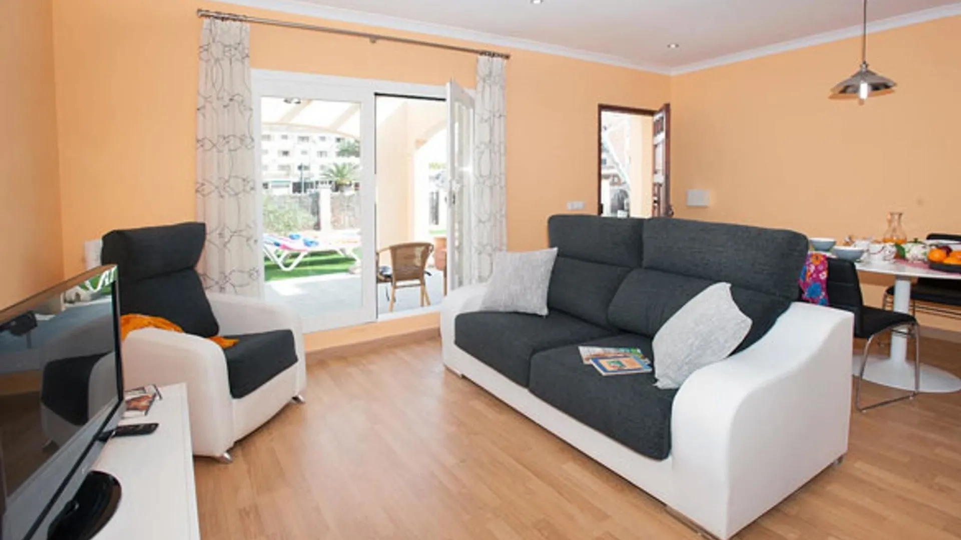 Chalet With 2 Bedrooms In Alcudia, With Wonderful Lake View, Private P Port d'Alcúdia