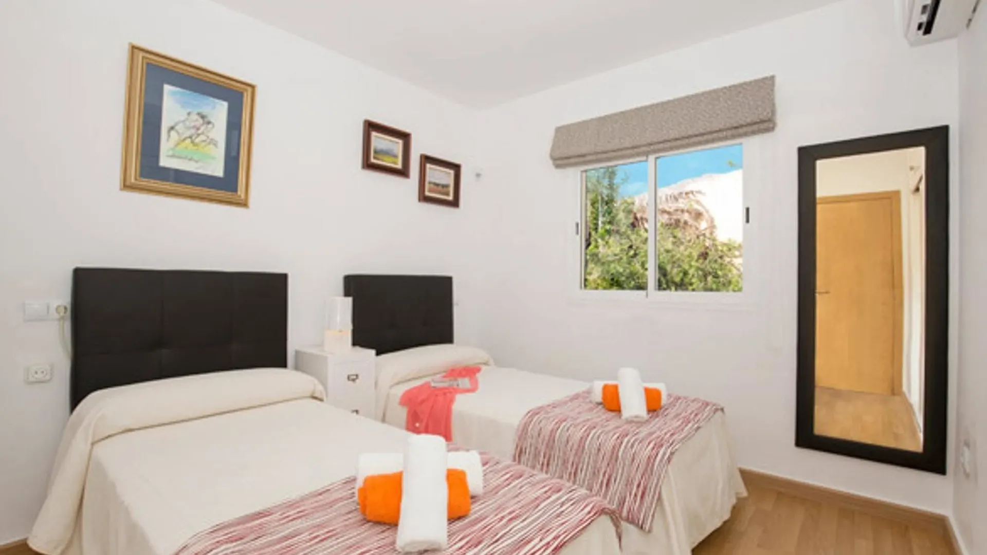 Chalet With 2 Bedrooms In Alcudia, With Wonderful Lake View, Private P Port d'Alcúdia